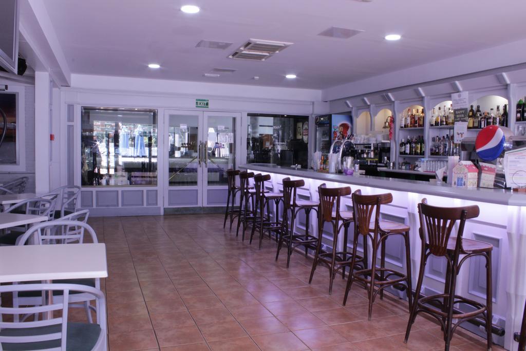 Field Aparthotel 3*